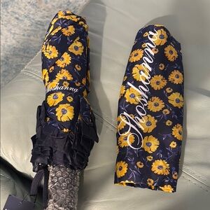 Brand new Shoshanna Folding Umbrella blue with yellow flowers